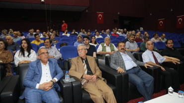 Elazığ Belediyesi, Mahalli Müziğimizin Usta İsmi Nihat Kazezoğlu'na Vefa Programı Düzenledi