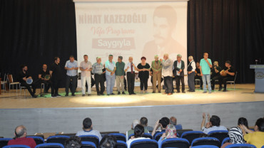 Elazığ Belediyesi, Mahalli Müziğimizin Usta İsmi Nihat Kazezoğlu'na Vefa Programı Düzenledi