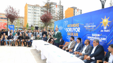 Başkan Şerifoğulları, Akpınar Mahallesi'nde Vatandaşların Sorularını Yanıtladı