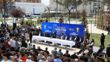 Başkan Şerifoğulları, Akpınar Mahallesi'nde Vatandaşların Sorularını Yanıtladı
