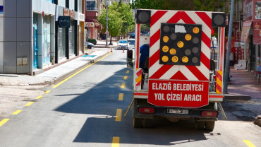 Elazığ Belediyesi Tarafından, Asfaltlanan Yolların Çizgileri Çekildi