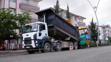 Elazığ'da Asfaltlama Seferberliği Hız Kazandı