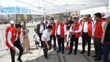 Geleneksel Oyunlar Tırı, Elazığ'da Çocuklarla Buluştu