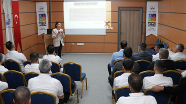Elazığ Belediyesi'nden Toplu Taşıma Şoförlerine İletişim ve Duygusal Farkındalık Semineri