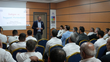 Elazığ Belediyesi'nden Toplu Taşıma Şoförlerine İletişim ve Duygusal Farkındalık Semineri