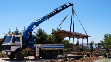 Elazığ Belediyesi'nden Polis Şehitliği ve Asri Mezarlık'ta Bayram Öncesi Düzenleme