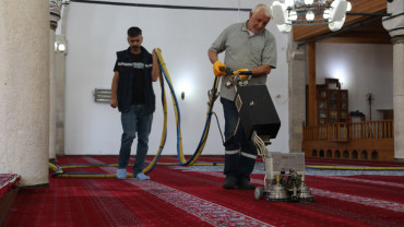 Elazığ Belediyesi'nden Yoğun Bayram Mesaisi