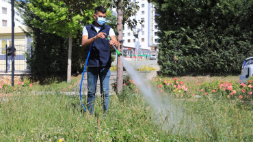 Elazığ Belediyesi'nden Kurban Bayramı Öncesinde Kent Genelinde İlaçlama Çalışması