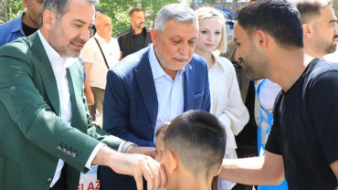Başkan Şerifoğulları, Arife Günü Anlamlı Ziyaretler Gerçekleştirdi