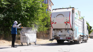 Elazığ Belediyesi, Kentin Dört Bir Yanında Temizlik Çalışmasına Devam Ediyor