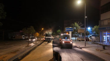 Gündoğdu Sokak'ta Asfalt Yenileniyor