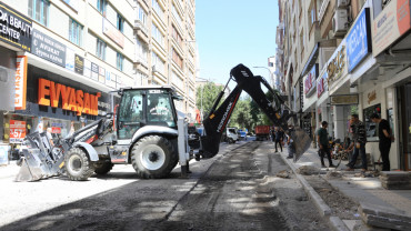 Şehit İlhanlar Caddesi'nde Çalışmalar Başladı