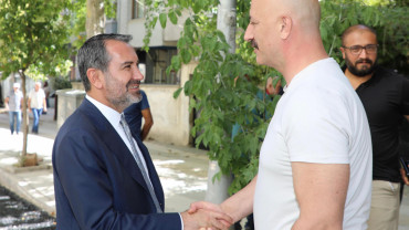 Başkan Şerifoğulları, Şehit İlhanlar Caddesi'nde İncelemelerde Bulundu