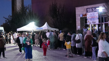 Elazığ Belediyesi'nden Aşure İkramı
