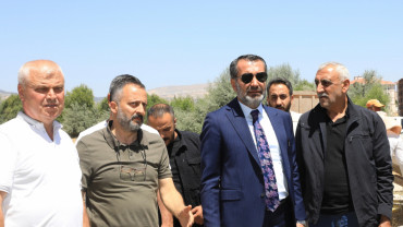 Başkan Şerifoğulları, Hicret Mahallesi'nde