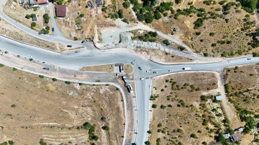 Elazığ Belediyesi, Yol Yenileme ve İyileştirme Çalışmalarını Sürdürüyor