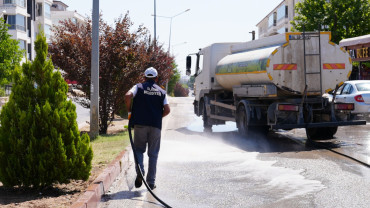 Elazığ Belediyesi'nden Ataşehir Mahallesi'nde Kapsamlı Temizlik Çalışması