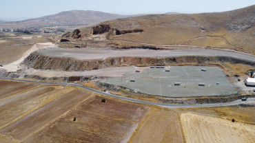 Başkan Şerifoğulları, Briketçi-Kiremitçiler Sitesi İnşaat Alanında İncelemede Bulundu