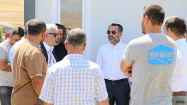 Başkan Şerifoğulları, Briketçi-Kiremitçiler Sitesi İnşaat Alanında İncelemede Bulundu