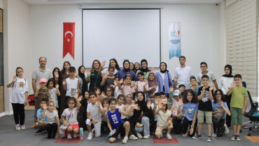 Elazığ Belediyesi Yaz Okulu Öğrencilerine Kültürel ve Çevre Gezisi