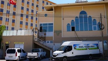 Elazığ Belediyesi, Çaydaçıra Mahallesi'nde Kapsamlı Temizlik Çalışması Gerçekleştirdi