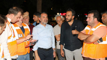 Başkan Şerifoğulları, Gece-Gündüz Sahada!
