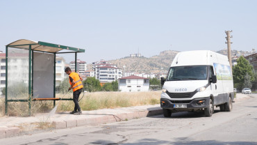 Doğukent Mahallesi'nde Elazığ Belediyesi Tarafından Kapsamlı Temizlik Çalışması Yapıldı