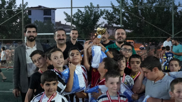 Yaz Kur'an Kursları Arası Futbol Turnuvası'nda Final Heyecanı