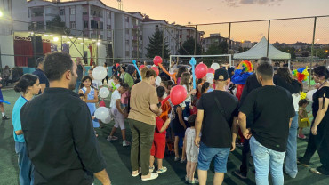Yaz Etkinlikleri Kapsamında Gezici Tiyatro Şenliği, Ataşehir Mahallesi'ndeydi