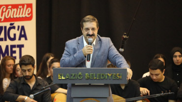 Elazığ Belediyesi Yaz Müzik Kursu Finalinde Sertifika Heyecanı
