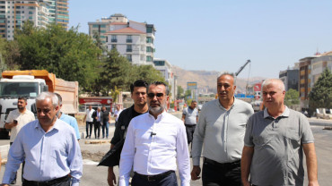 Başkan Şerifoğulları Hazardağlı Kavşağı'nda İncelemelerde Bulundu
