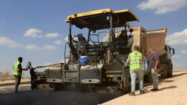 Elazığ Belediyesi, Kent Genelindeki Asfaltlama Hamlesini Sürdürüyor