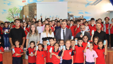Elazığ Belediyesi'nden Öğrencilere Süt Desteği