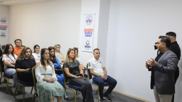 Elazığ Belediyesi, Alzheimer Bilgilendirme Semineri Düzenledi