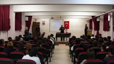 Elazığ İtfaiyesi'nden Öğrencilere Deprem Ve Yangınla Mücadele Eğitimleri Veriliyor
