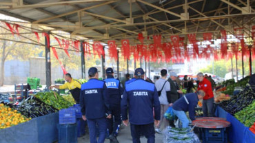 Elazığ Belediyesi Zabıta Ekiplerinden Pazar Yerlerine Denetim