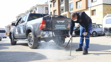 Elazığ Belediyesi, Kent Genelinde İlaçlama Çalışmalarını Sürdürüyor