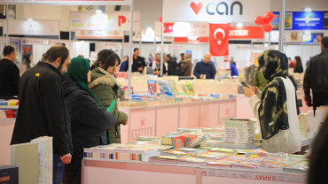 ELAZIĞ BELEDİYESİ KİTAP FUARI KAPILARINI AÇTI