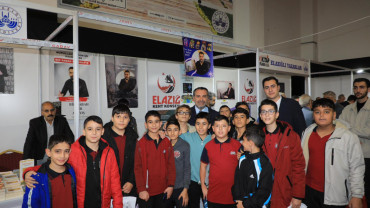 Başkan Şerifoğulları, 6. Kitap Fuarı'nı Ziyaret Etti