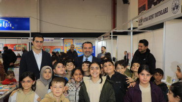 Başkan Şerifoğulları, 6. Kitap Fuarı'nı Ziyaret Etti