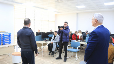 Elazığ Belediyesi Dijital Gençlik Merkezi'nde Eğitimler Sürüyor