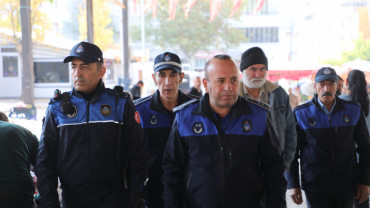 Elazığ Belediyesi Zabıta Ekipleri, Sahada Yoğun Mesai Harcıyor