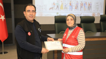Tamamlanan 'Erişilebilir Afet Eğitimi Projesi'nin Söyleşi Ve Sertifika Programı Yapıldı