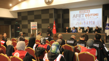 Tamamlanan 'Erişilebilir Afet Eğitimi Projesi'nin Söyleşi Ve Sertifika Programı Yapıldı