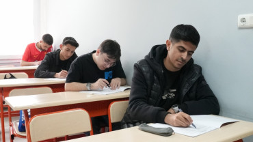 Elazığ Belediyesi, Gençlere Eğitim Desteğini Sürdürüyor