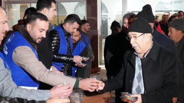 Elazığ Belediyesi Kandilin Bereketine Ortak Oldu