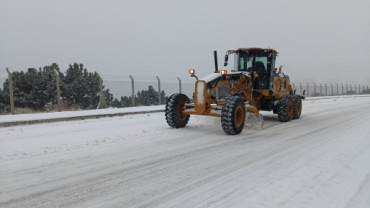 Elazığ Belediyesi Karla Mücadele Ekipleri Sahada