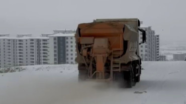 Elazığ Belediyesi Karla Mücadele Ekipleri Sahada