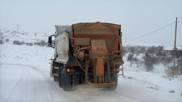 Elazığ Belediyesi Karla Mücadele Ekiplerinden Yoğun Mesai