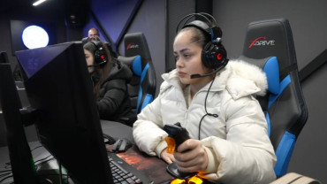 Elazığ Belediyesi E-Spor Merkezi, Ücretsiz Uçuş Simülasyonu Deneyimi İmkanı Sunuyor